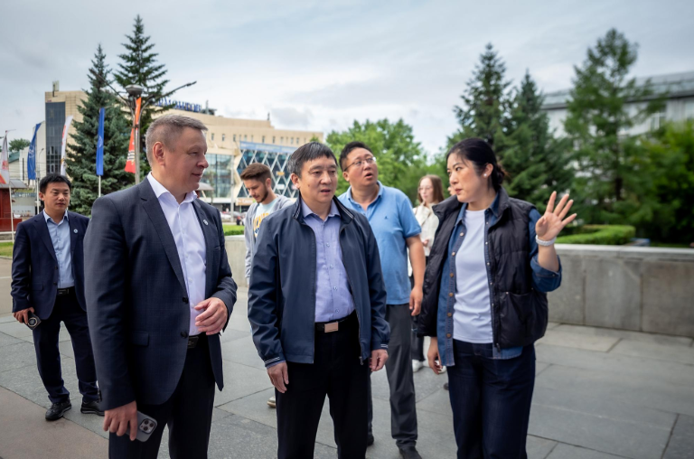 伊尔库茨克国立理工大学与beat365唯一官网深化合作，共筑教育科研创新桥梁